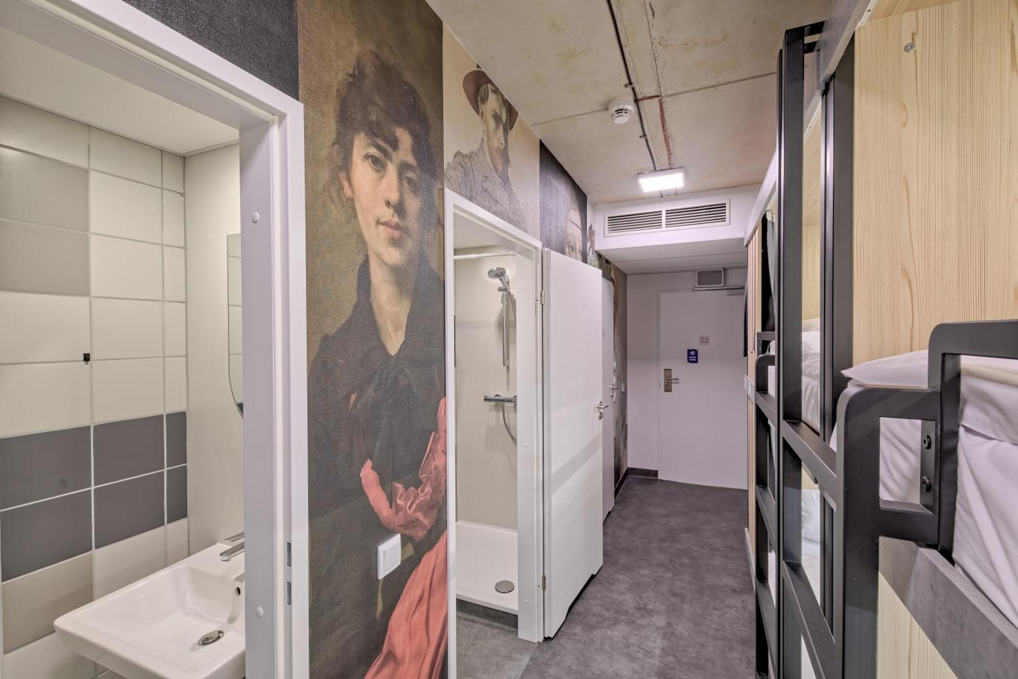Easy One Premium Art Aparthotel Krakow Bagian luar foto