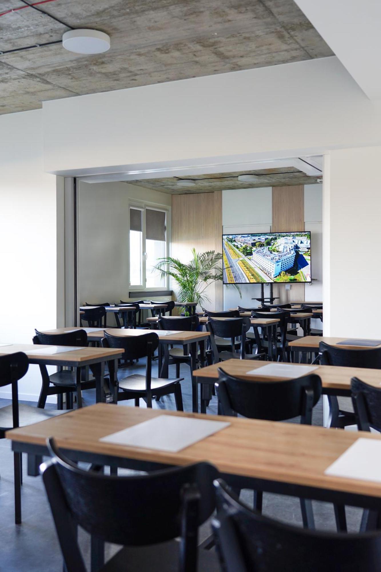 Easy One Premium Art Aparthotel Krakow Bagian luar foto